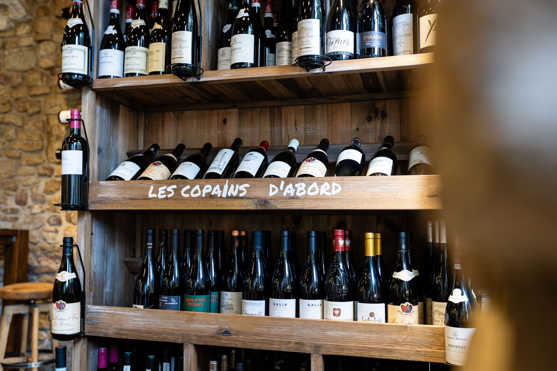 Élégance et raffinement : vin français au Luxembourg chez Les copains d’abord
